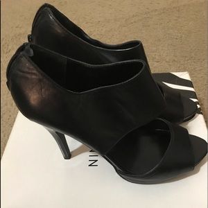 Black leather sandals